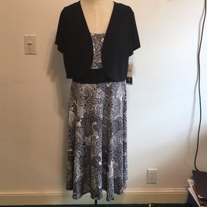 NWT Black/white 2 piece dress w/jacket. Sz Lg
